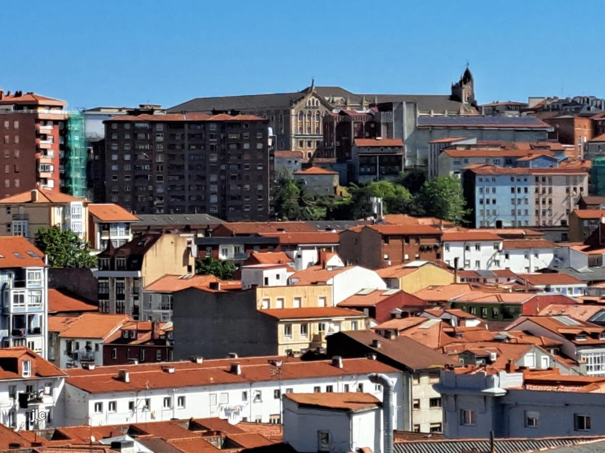 Apartamento Centrico-Parking Gratuito-Wifi Santander Eksteriør billede